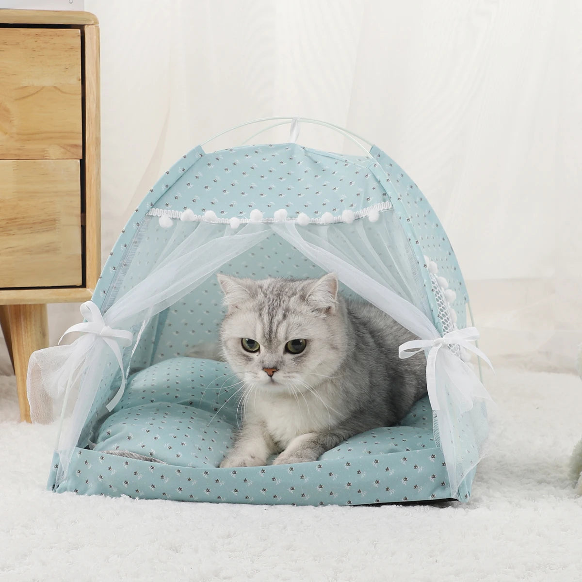Cozy Winter Cat Tent Bed - Warm and Breathable Accessories for Your Feline Friend
